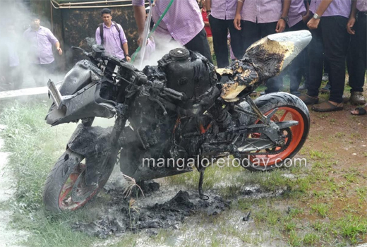 bike fire 1